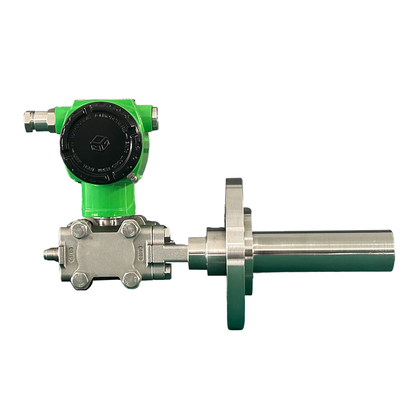extended insertion flange level transmitter.png